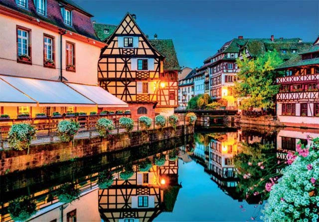 Clementoni Strasbourg Old Town - 500 Piece Puzzle 2 Clementoni Strasbourg Old Town - 500 Piece Puzzle - Image 2